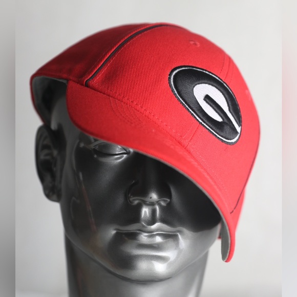 Georgia Bulldogs Nike Adjustable Cap - Picture 7 of 7